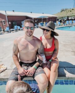 Chelsea Houska showed off her figure in a tiny red swimsuit with Cole Deboer