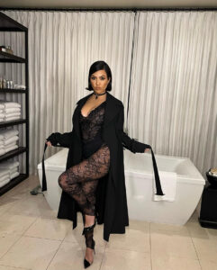 Kourtney Kardashian has been shading her famous family members