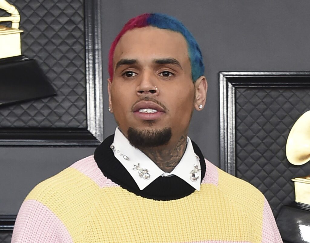 Chris Brown says he can't book an awards show