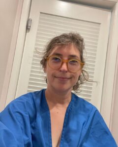 Mayim shared photos from the gynecologist's office