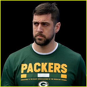 Aaron Rodgers Makes Rare Comments on Estrangement From Family, Reveals If He's Open to Reconciliation
