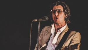 Arctic Monkeys Debut New Song "I Ain’t Quite Where I Think I Am": Watch