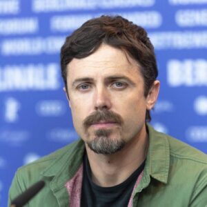 Casey Affleck welcomes new sister-in-law Jennifer Lopez into the family - Music News
