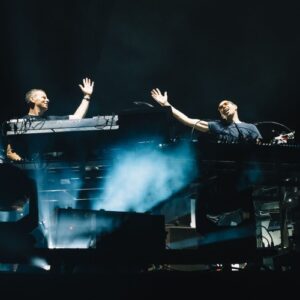 Chemical Brothers and Kraftwerk drive London wild at record breaking APE Presents Field Day - Music News