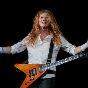 Dave Mustaine wouldn't let cancer stop him playing guitar - Music News