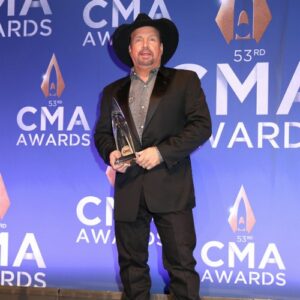 Garth Brooks: The love I get from my fans is better than any award win - Music News