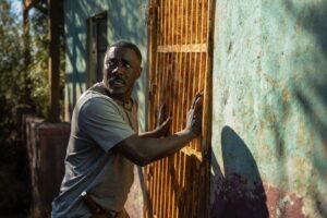 BEAST, Idris Elba, 2022. ph: Lauren Mulligan / Universal Pictures / Courtesy Everett Collection