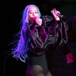 Iggy Azalea calls out Nicki Minaj feud article - Music News