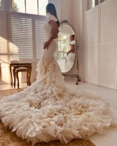Jennifer Lopez looks gorgeous in her Ralph Lauren custom wedding gown