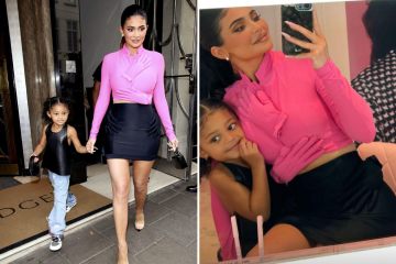 Kylie shows off slim body in $7.4K short skirt & crop top covered in HANDS