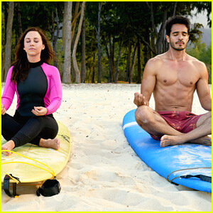 Lacey Chabert Learns To Surf From Ektor Rivera in Her Latest Hallmark Movie 'Groundswell'