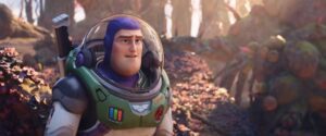 LIGHTYEAR, Buzz Lightyear (voice: Chris Evans), 2022. © Walt Disney Studios Motion Pictures / courtesy Everett Collection