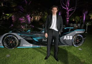 People Are Roasting Brooklyn Beckham For Claiming He Paid For His $1.2 Million McLaren P1 Thanks To His Career As A "Chef"