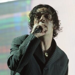 The 1975 announces as last-minute co-headliners of Reading and Leeds - Music News
