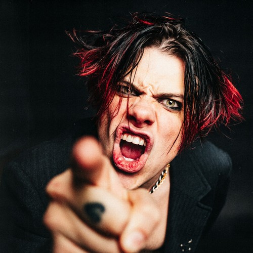 YUNGBLUD to offer mental health support at arena shows - Music News