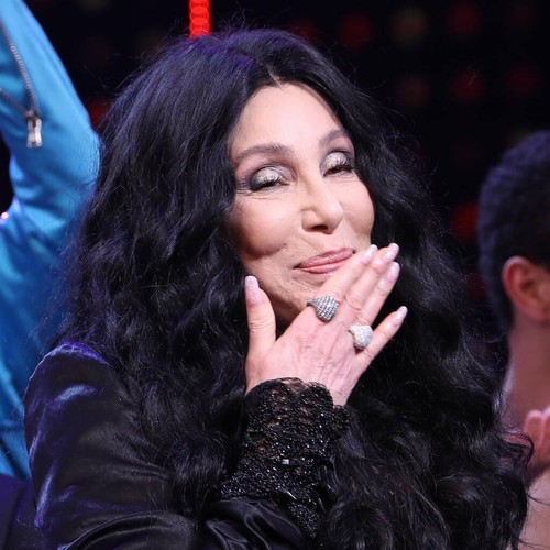 Cher shuts down fan who called Dua Lipa the 'Cher of our generation' - Music News