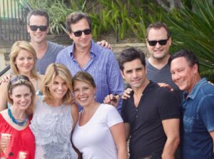 Jodie Sweetin, Bob Saget with the "Fuller House" cast