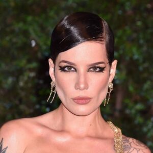 Halsey often wonders if they 'chose the wrong life' - Music News