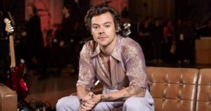 Harry Styles Confesses Feeling Out Of Comfort Zone While Acting: "I Have No Idea What I'm Doing"
