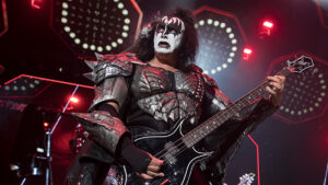 KISS' Gene Simmons: "I Don't Have Friends"