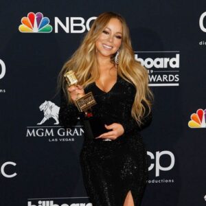 Mariah Carey's fans got Outside lyrics tattoos - Music News