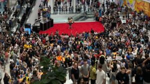 MrBeast Burger grand opening floods mall with thousands of fans