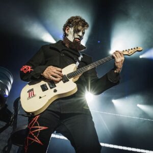 Slipknot credit longevity to dropping egos early on - Music News