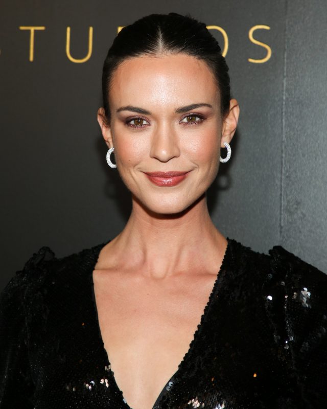 Odette Annable in Bathing Suit Shares "Now and Then" — Celebwell