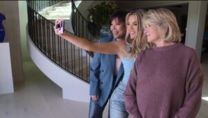 Khloe Kardashian, Kris Jenner, and Martha Stewart took a selfie together