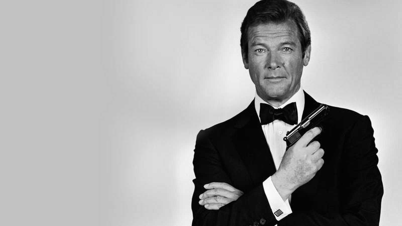 Roger Moore, el actor que enseñó modales a James Bond - RTVE.es