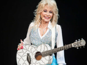 Dolly Parton doesn't plan to ever tour again : NPR