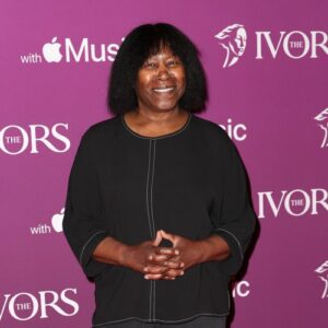 Joan Armatrading’s 50-year music career being marked with new live album - Music News