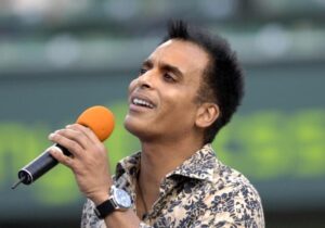 Jon Secada Net Worth