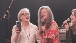Meryl Streep and Tracey Ullman Sing with Broken Social Scene