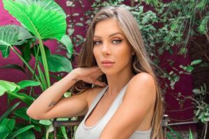 Romina Malaspina in Bathing Suit Says "Can't Wait to Be In This World" — Celebwell