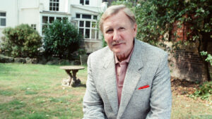 Leslie Phillips, Who Voiced the Sorting Hat in ‘Harry Potter’ Diest at 98