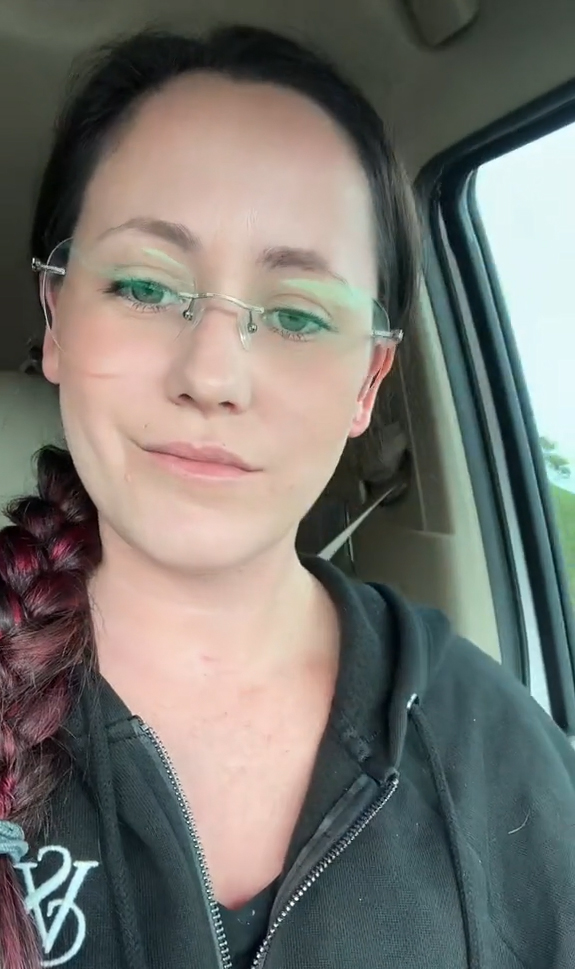 Jenelle Evans showed off her new hairstyle in a TikTok video