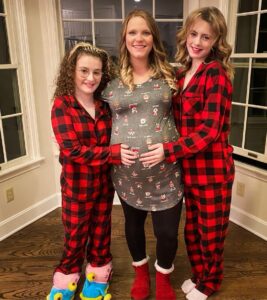Teen Mom Leah Messer’s sister Victoria showed off her baby bump with Leah's daughters and her nieces, Aleeah and Aliannah