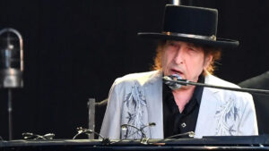 Bob Dylan's Autograph is a "Penned Replica" in His New Book