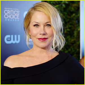 Christina Applegate Ignored These Subtle Signs Before Being Diagnosed with MS