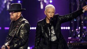 Eurythmics Reunite for Rock & Roll Hall of Fame Ceremony: Watch