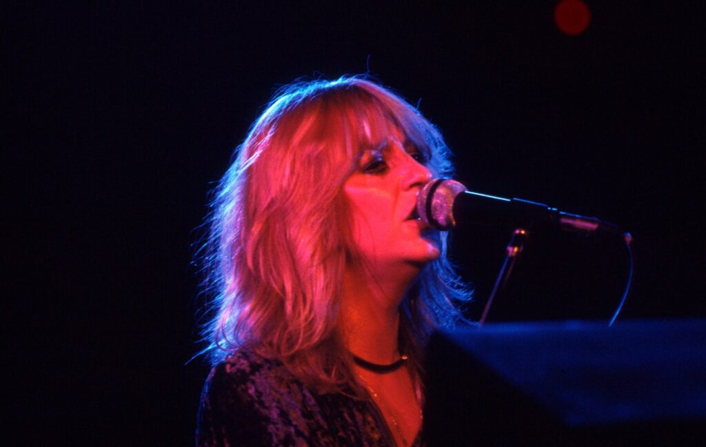Fleetwood Mac Singer-Songwriter Christine McVie Dead at 79