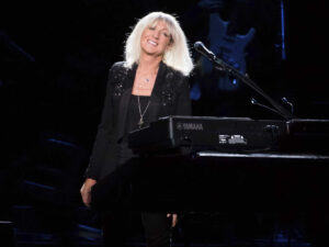 Fleetwood Mac's Christine McVie has died at age 79 : NPR