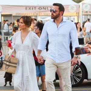 Jennifer Lopez hopes to be an 'ally' for Ben Affleck's children - Music News