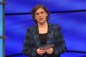 Mayim Bialik hosts Celebrity Jeopardy!