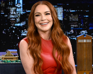 Lindsay Lohan and Amanda Seyfried Have 'Mean Girls' Reunion, Talk Possible Sequel