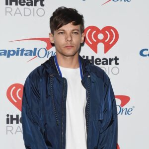 Louis Tomlinson used to be 'bothered' by Harry Styles's career success - Music News