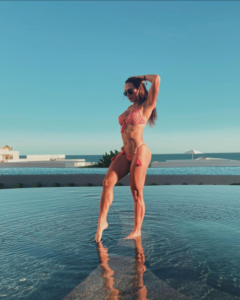 Macky González in Bathing Suit Says "You Are What You Do When Nobody Sees You" — Celebwell