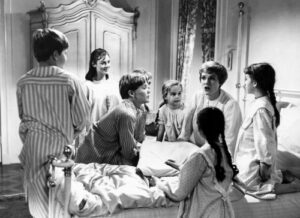 Julie Andrews and the von Trapp children in