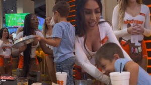 TikTok mom under fire for taking son to Hooters for his birthday